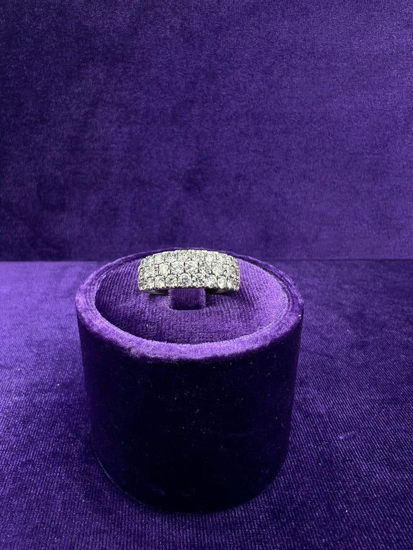 WHITE GOLD ICE BAND RING