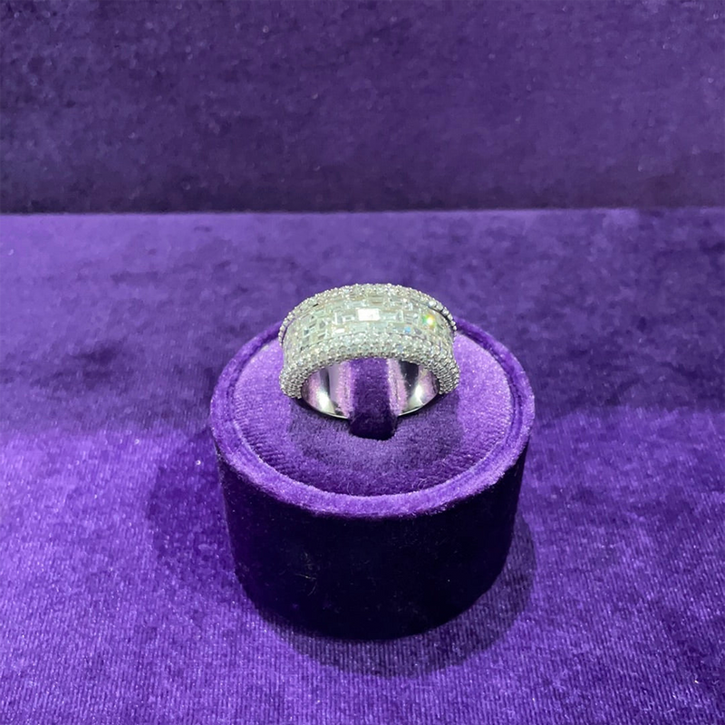 WHITE GOLD ZO BAND RING