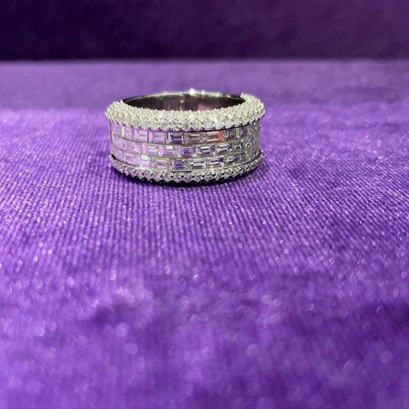 WHITE GOLD ZO BAND RING