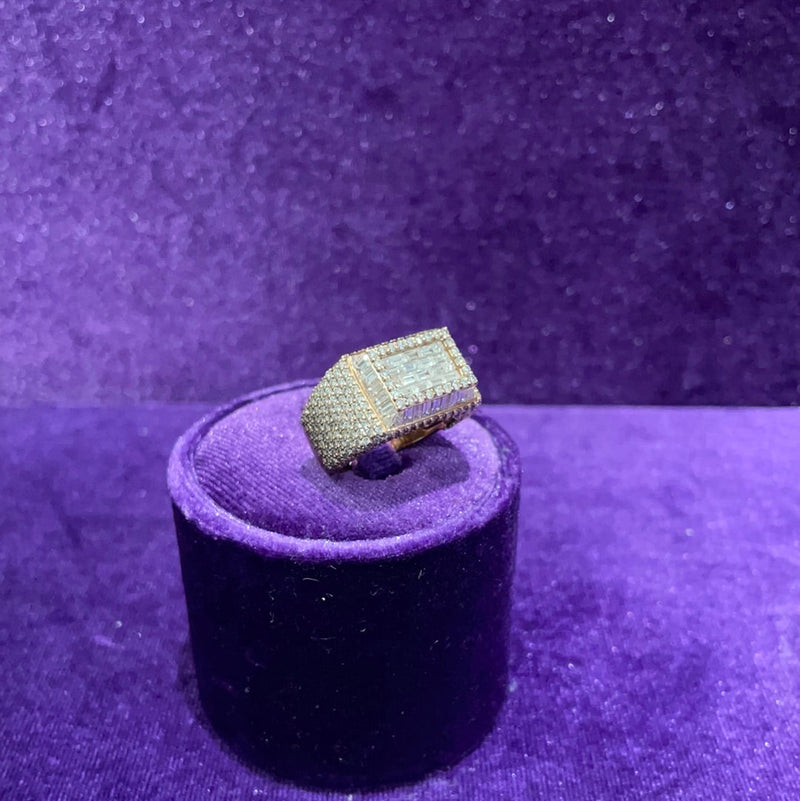 BAGUETTE WALL RING