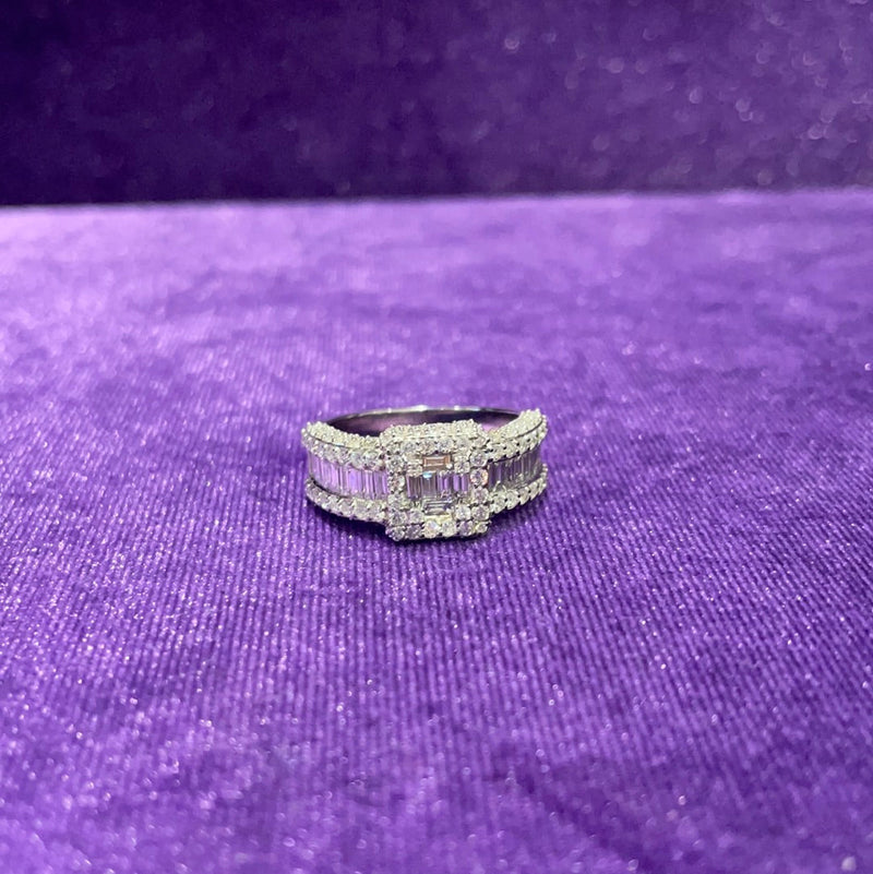 WHITE GOLD GALAXY BAGUETTE RING